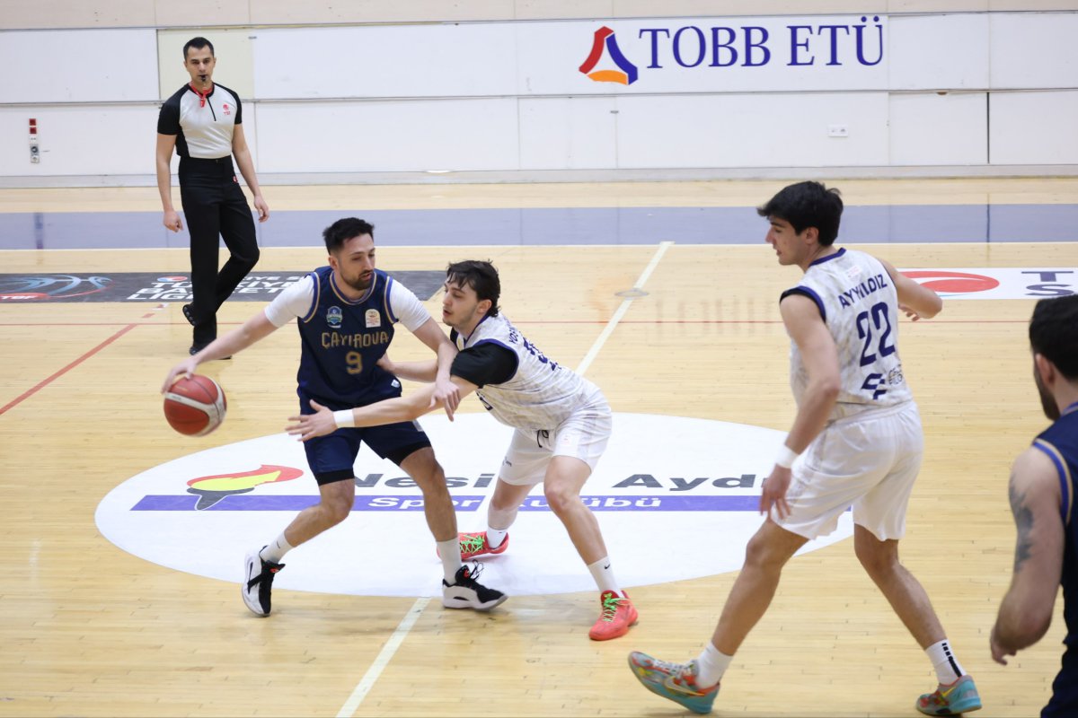 Türkiye Basketbol Ligi’nde şampiyon Çayırova Belediyesi!