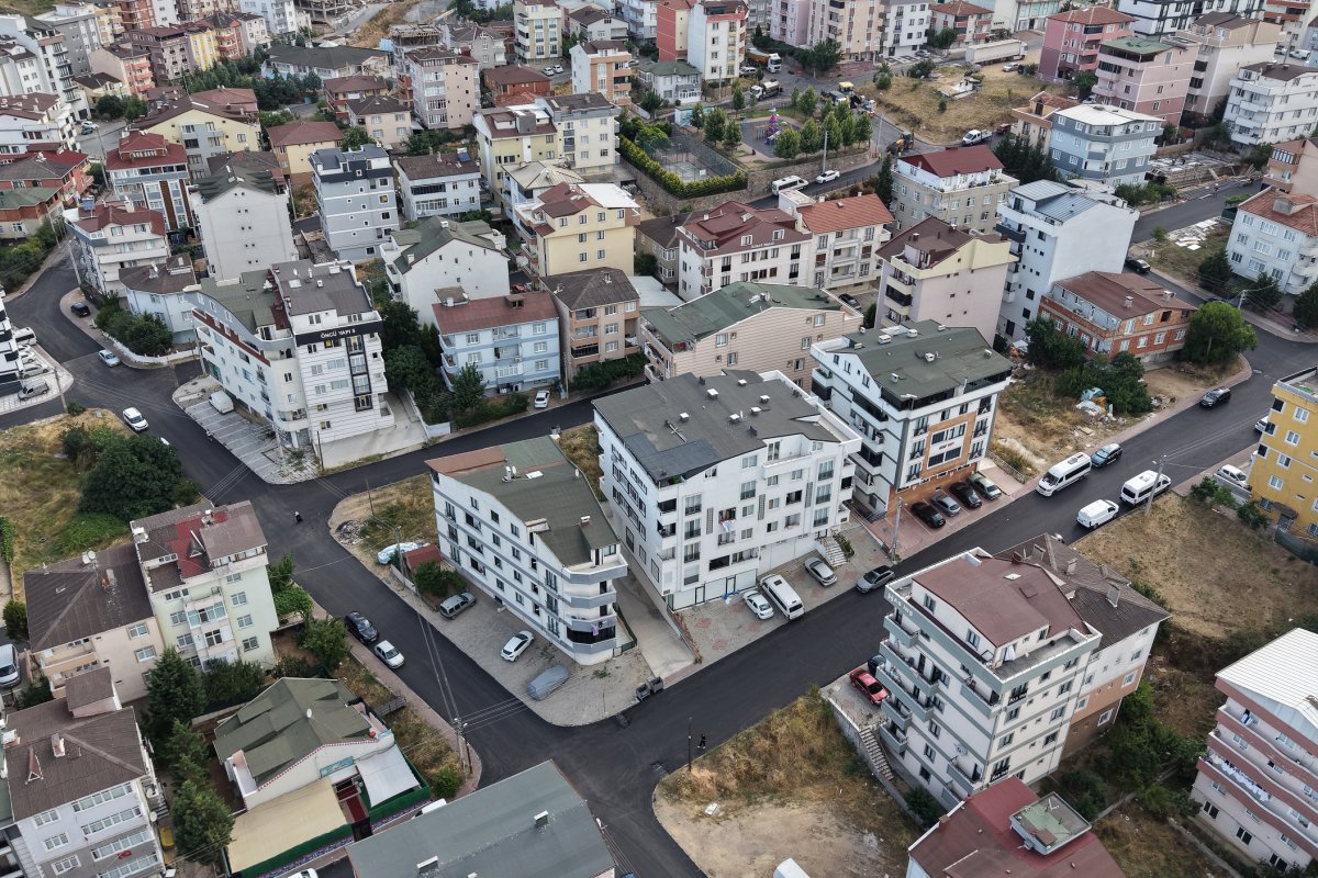 Özgürlük Mahallesi’ne 4 bin ton asfalt serildi
