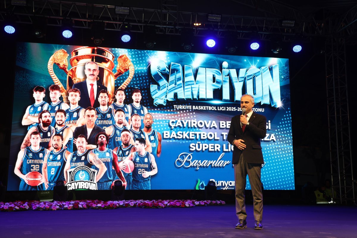 Şampiyon takım, şampiyon taraftarıyla buluştu