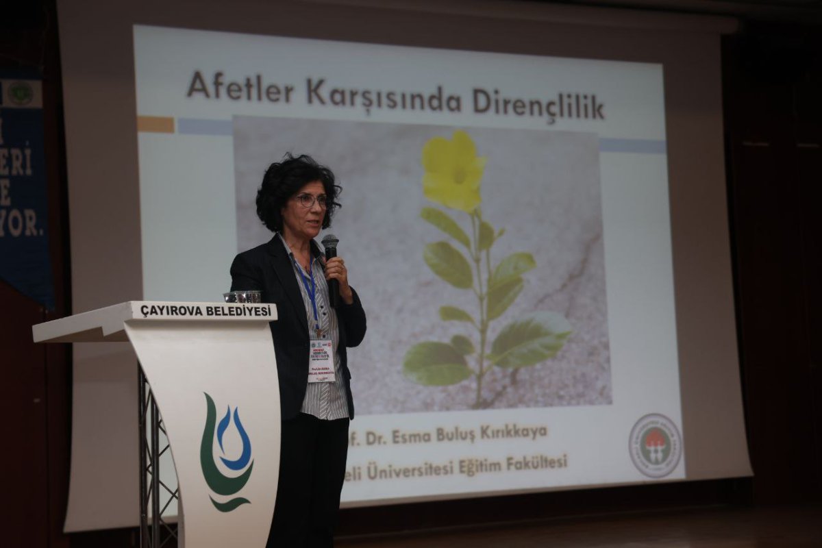  Çayırova’da ‘Mahalle Halkı Afetlere Hazırlık Eğitimi’ programı başladı