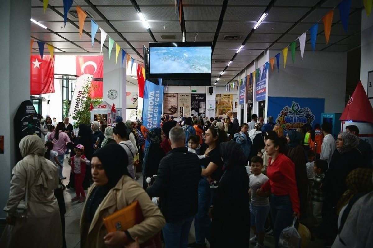 Çayırova Belediyesi 2. Bilim Şenliği ziyarete açıldı