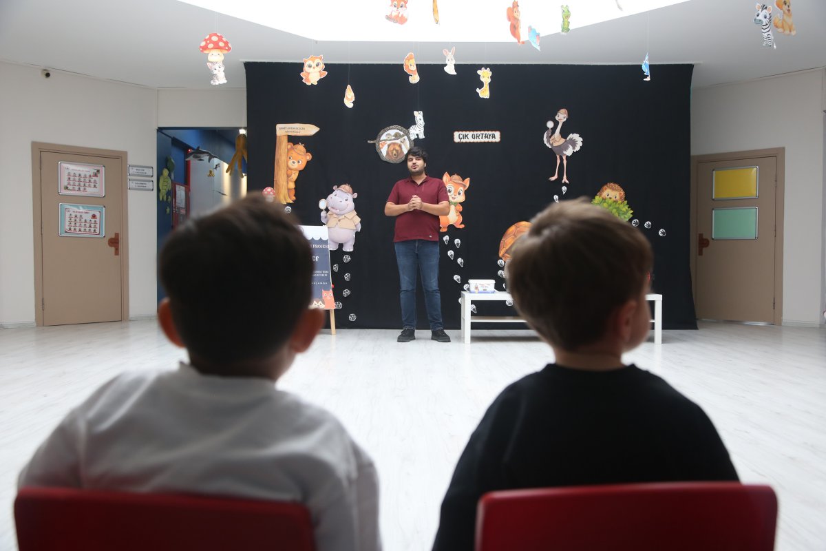  Veteriner olmak isteyen minikler, sokak hayvanları hakkında bilgi aldı