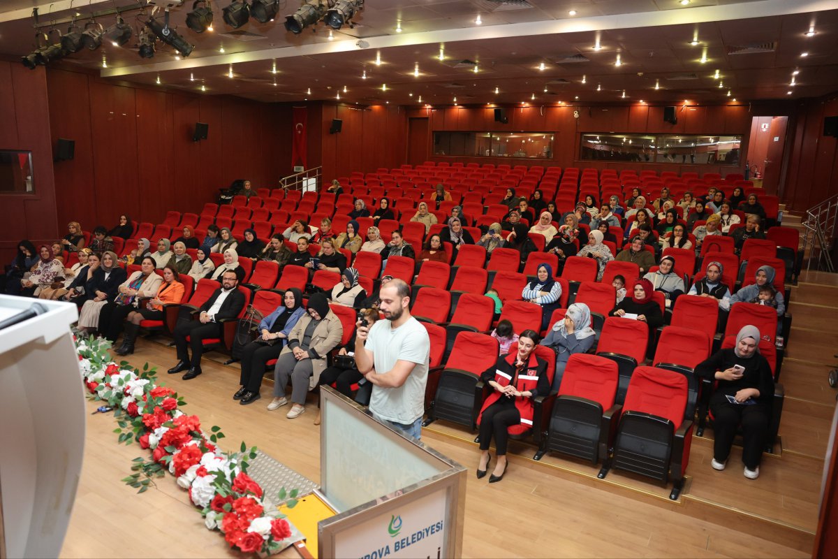  Çayırova’da Kadına Yönelik Şiddetle Mücadele Eğitimi gerçekleştirildi