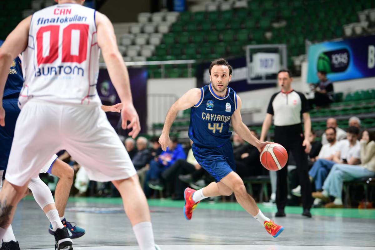 Çayırova Belediyesi, Finalspor’u yendi liderliğini sürdürdü