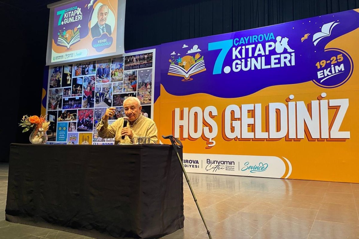 Vehbi Vakkasoğlu, Çayırovalı okurlarıyla bir araya geldi