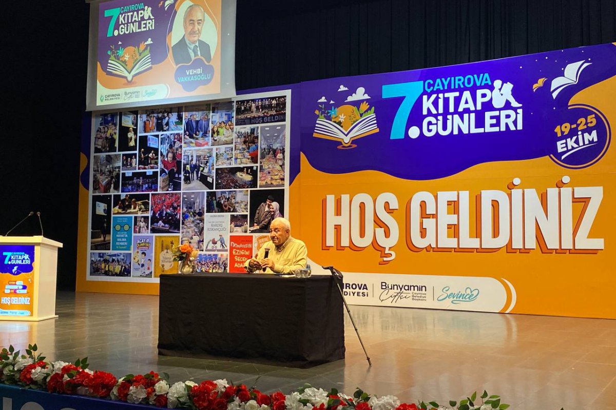 Vehbi Vakkasoğlu, Çayırovalı okurlarıyla bir araya geldi