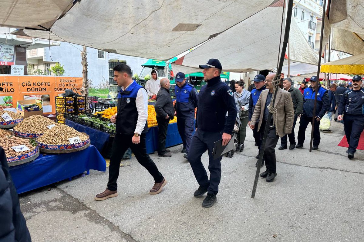 Çayırova Zabıtası, pazar denetimi gerçekleştirdi