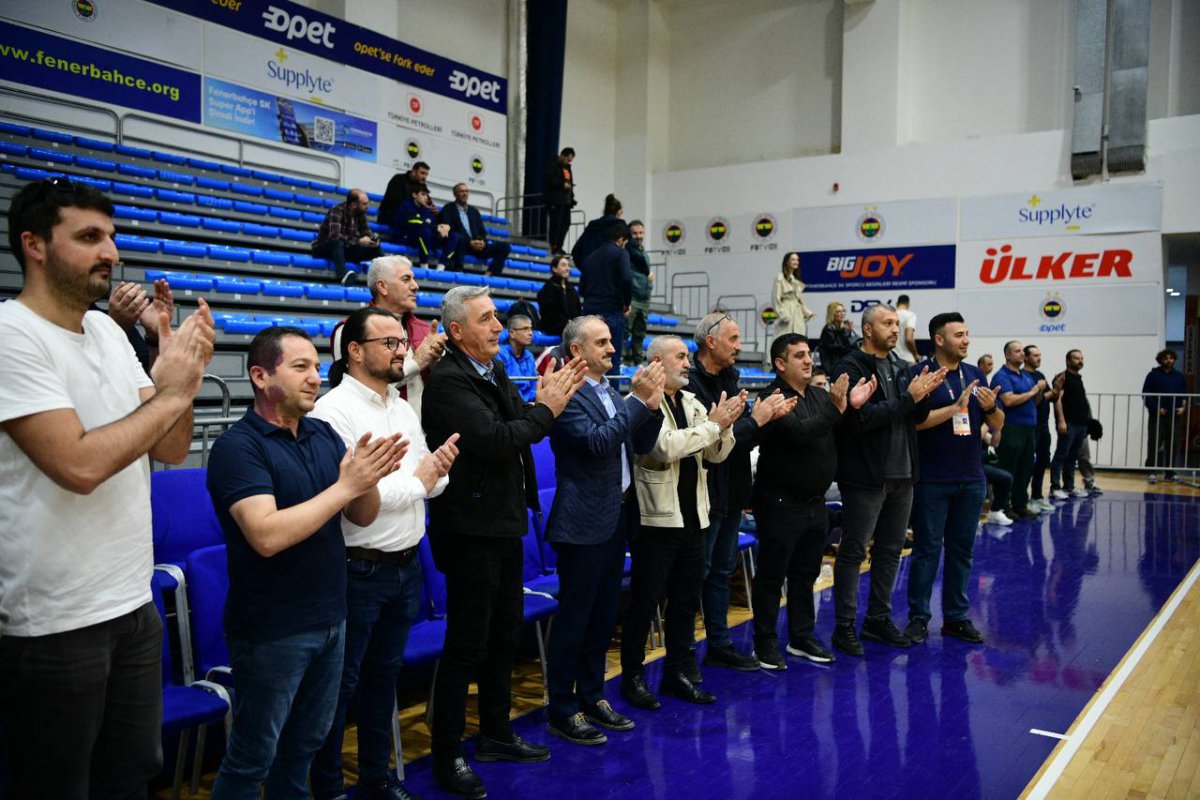 Çayırova Belediyesi, sekizde sekizle yoluna devam ediyor