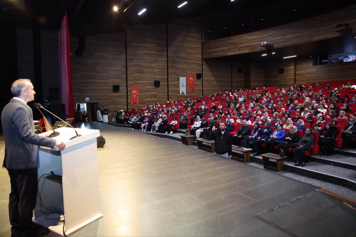 Çayırova’da 8 Mart’a özel program