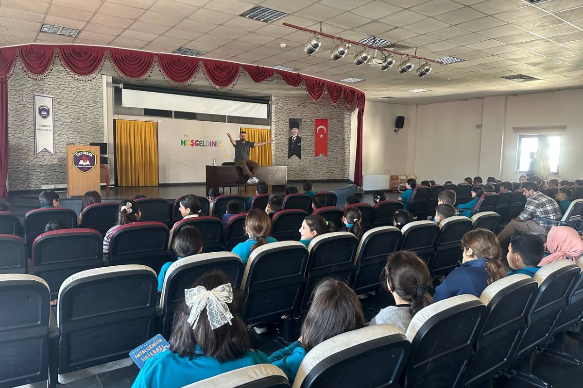 Çayırova Kitap Günleri’nin heyecanı okullarda da yaşanıyor