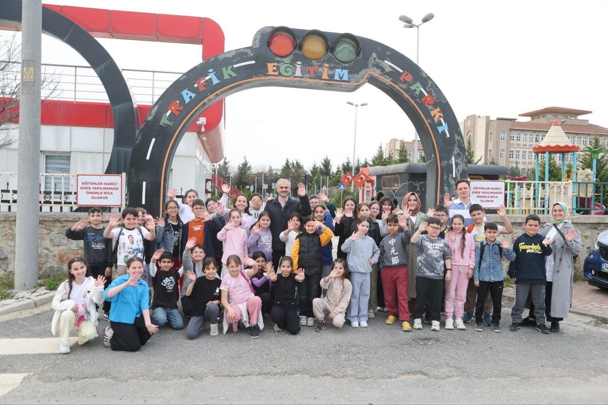 Çiftçi, Çayırovalı miniklerle, Trafik Eğitim Parkı’nda buluştu
