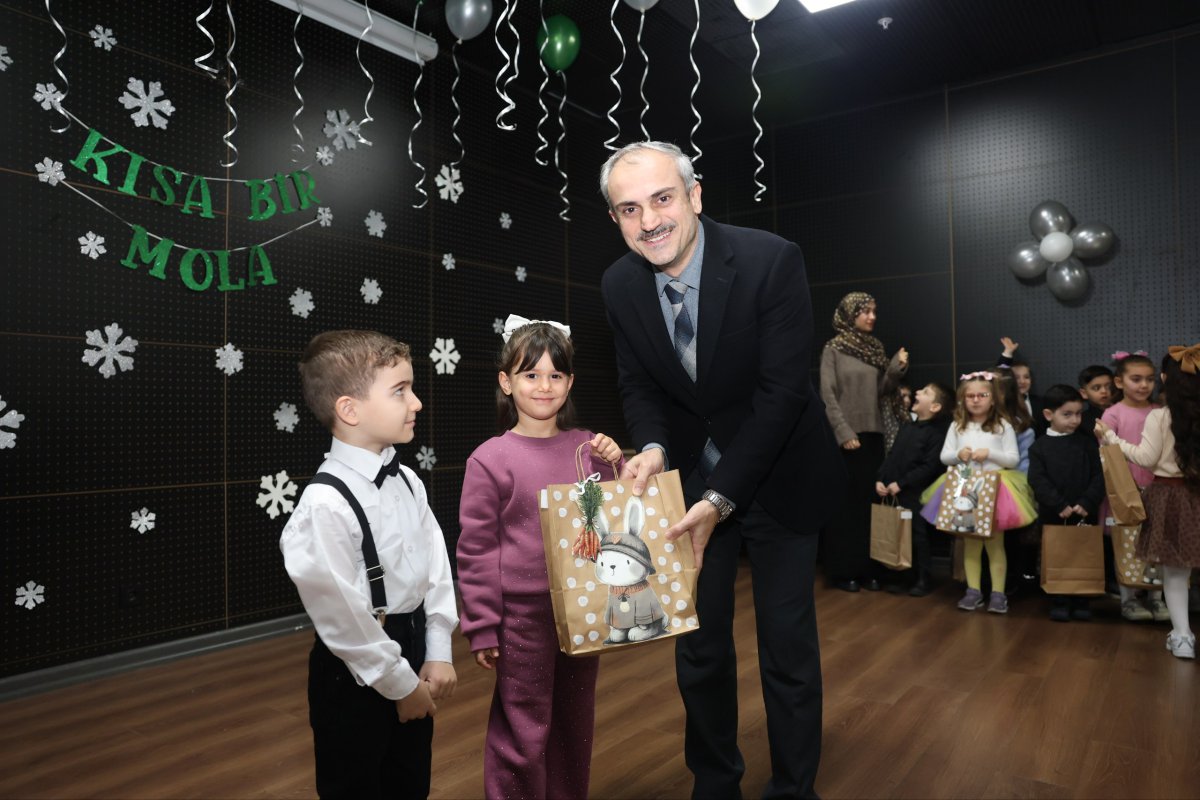 Çocuk kulüplerinde karne coşkusu