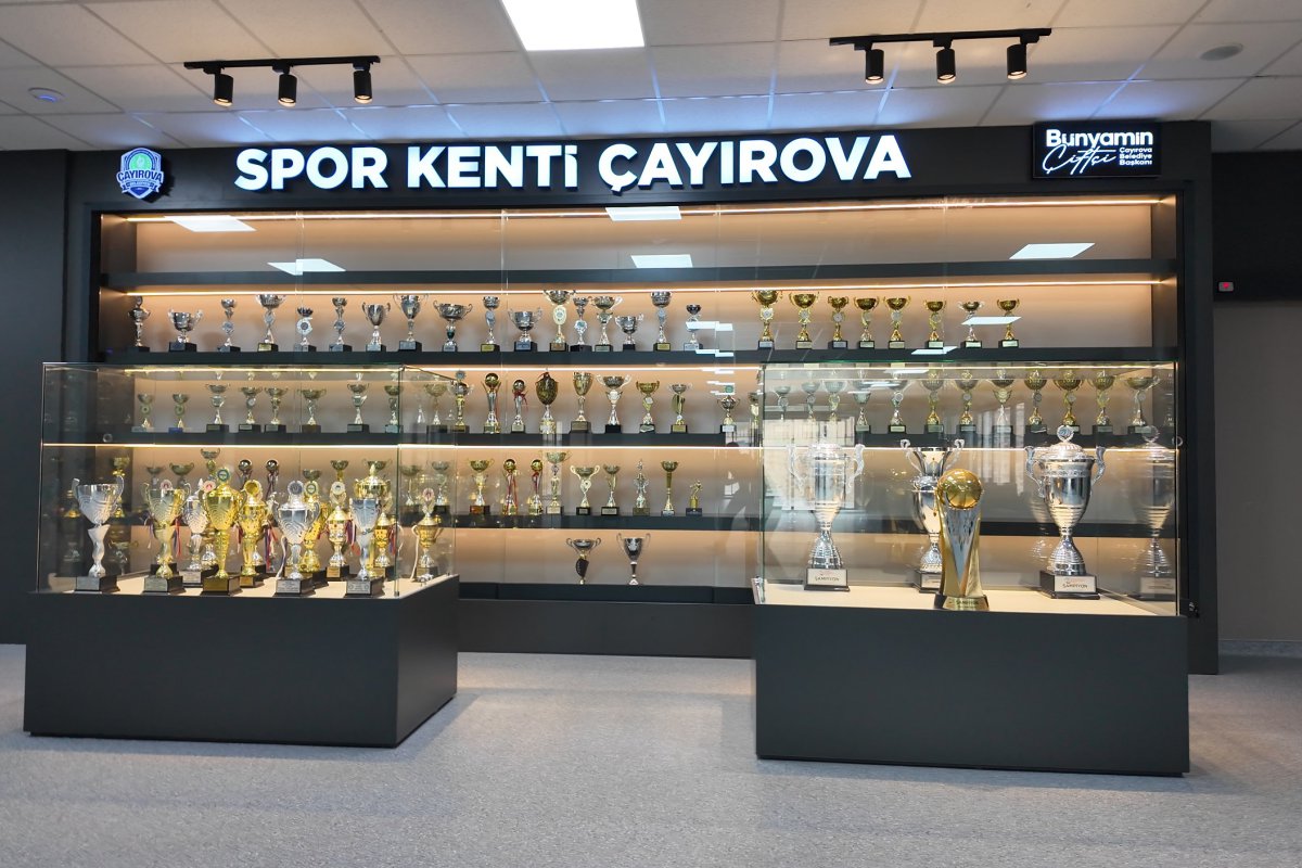 Çayırova Belediyesi Spor Kompleksi kapılarını açıyor