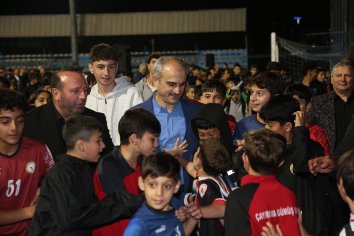  Çiftçi, amatör spor kulüplerinin sezon açılış programına katıldı